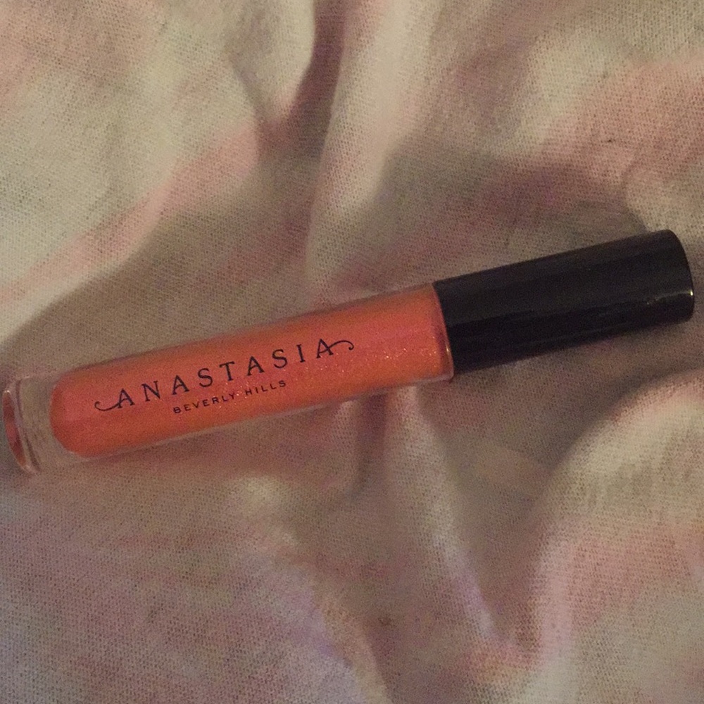 ABH “Girly” lipgloss